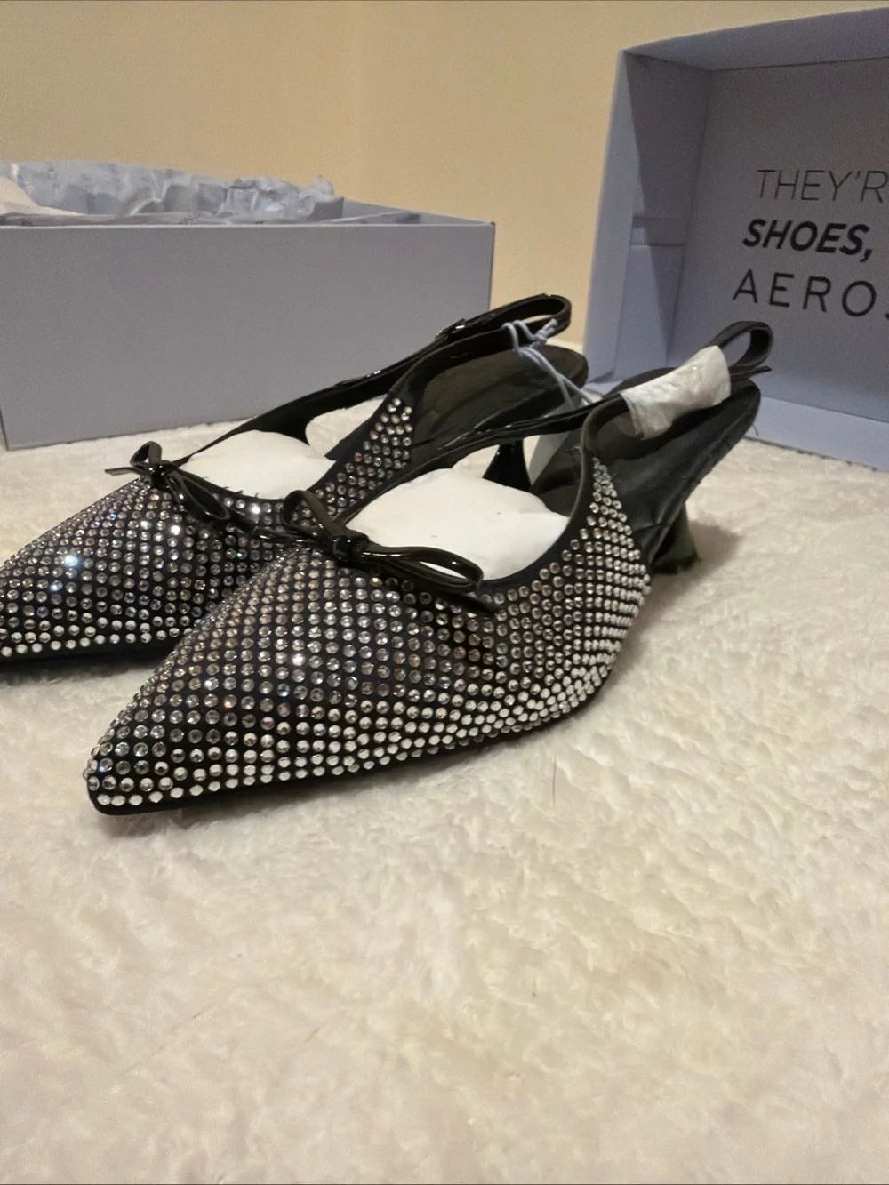 AEROSOLES Black Crystal-Studded Pointed Janice Pumps Nwt
